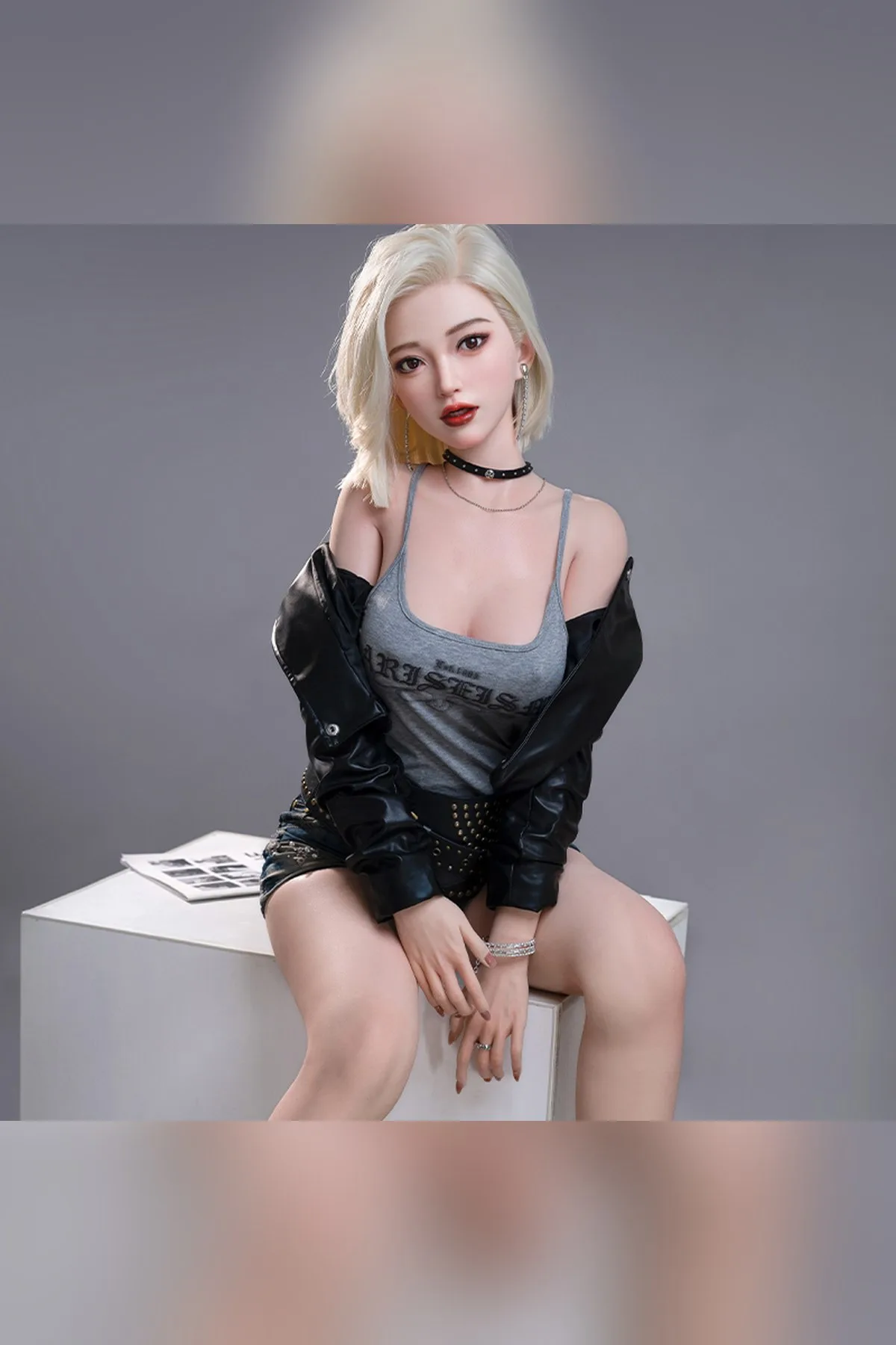 Siwei Doll
