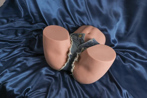 MZRAI Leona Big Butt Torso Masturbator — XL Heavyweight Hip Cast | US Stock — photo 1